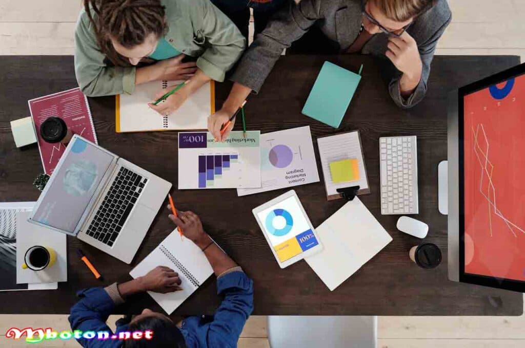 Partnership Marketing Adalah: Manfaat Tips Cara Kerjanya 3 Karakteristik partnership Kemitraan ini termasuk anggota kemitraan yang tidak berperan aktif dalam urusan bisnis dan perusahaan.