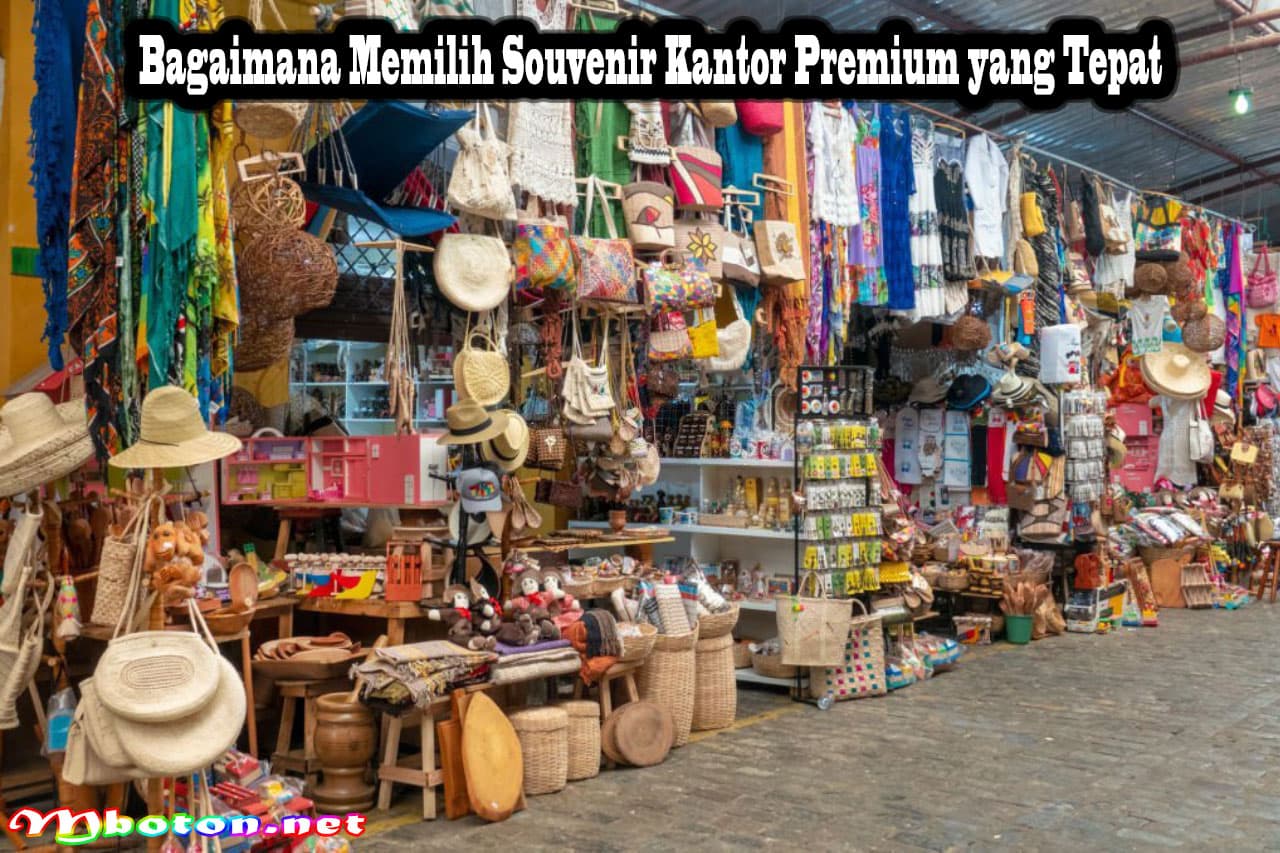 Souvenir Kantor Premium: Meningkatkan Citra Perusahaan Anda 2 Bagaimana Memilih Souvenir Kantor Premium yang Tepat